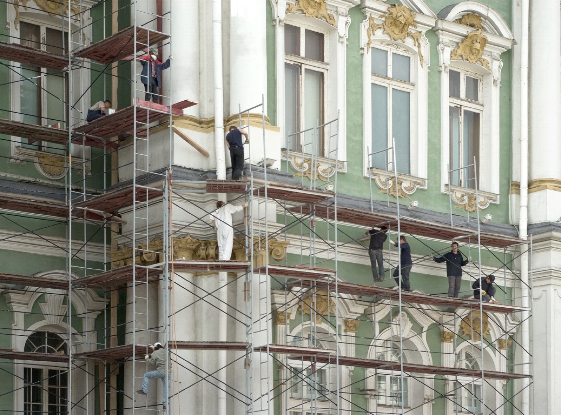 Реставраторы не хотят в Минстрой